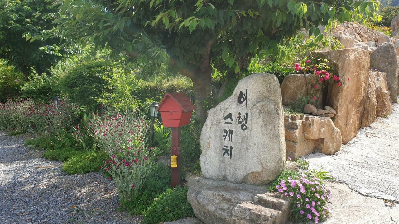 Travel Sketch Pension Кодже Екстер'єр фото